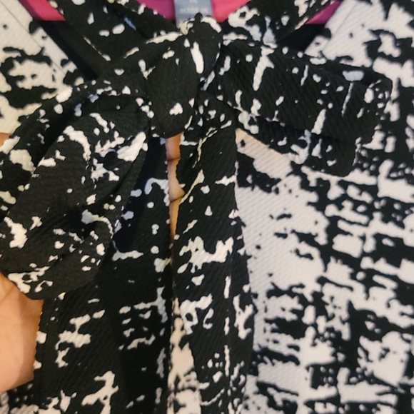 Rabbit Rabbit Rabbit tie at neck dress - Picture 4 of 4